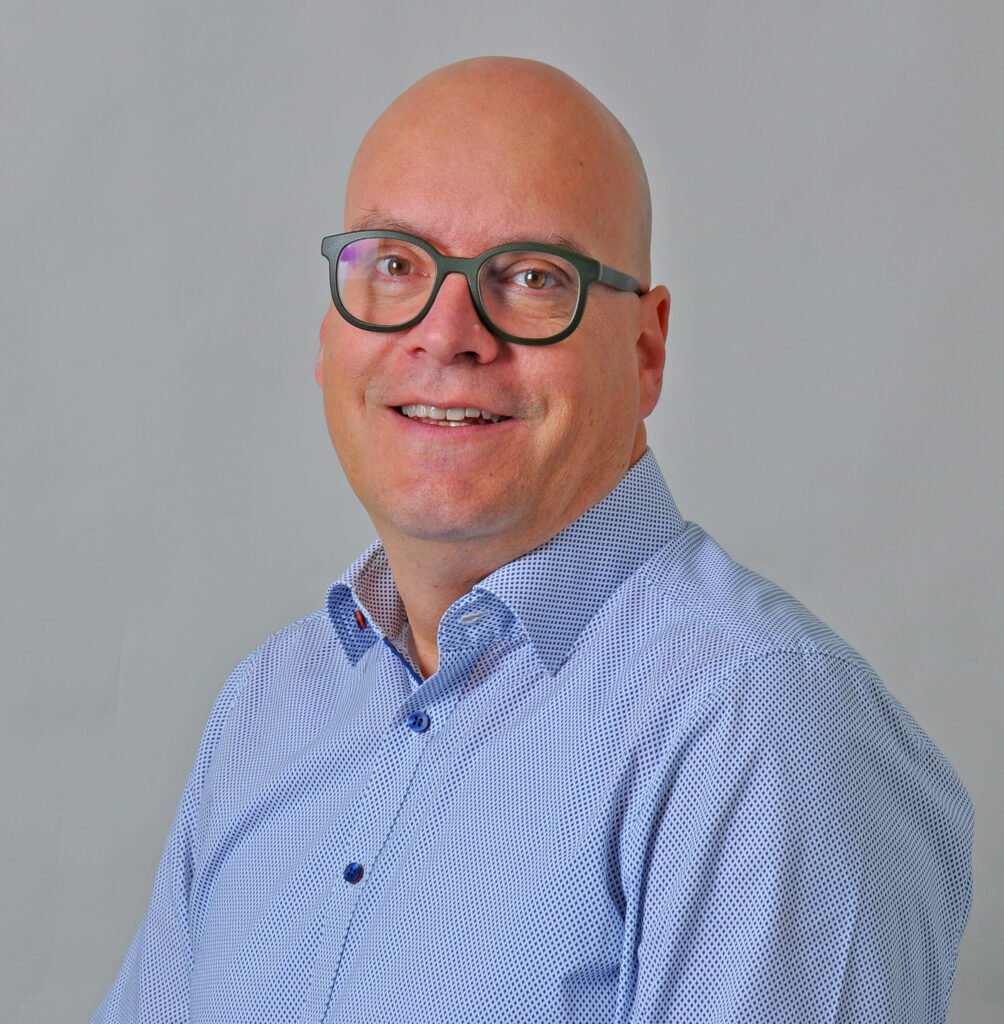 Michael Meier, der Robatech AG als Referenzkunde im Bereich Auftragsfertigung für Leiterplattenbestückung und Leiterplattenentwicklung.