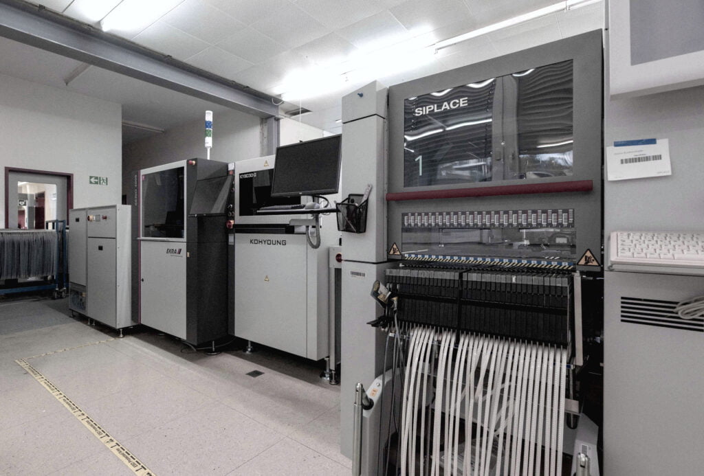 synetronics leiterplattenbestueckung produktionslinie fuer kleinserie und grossserie 1 e1703105205873