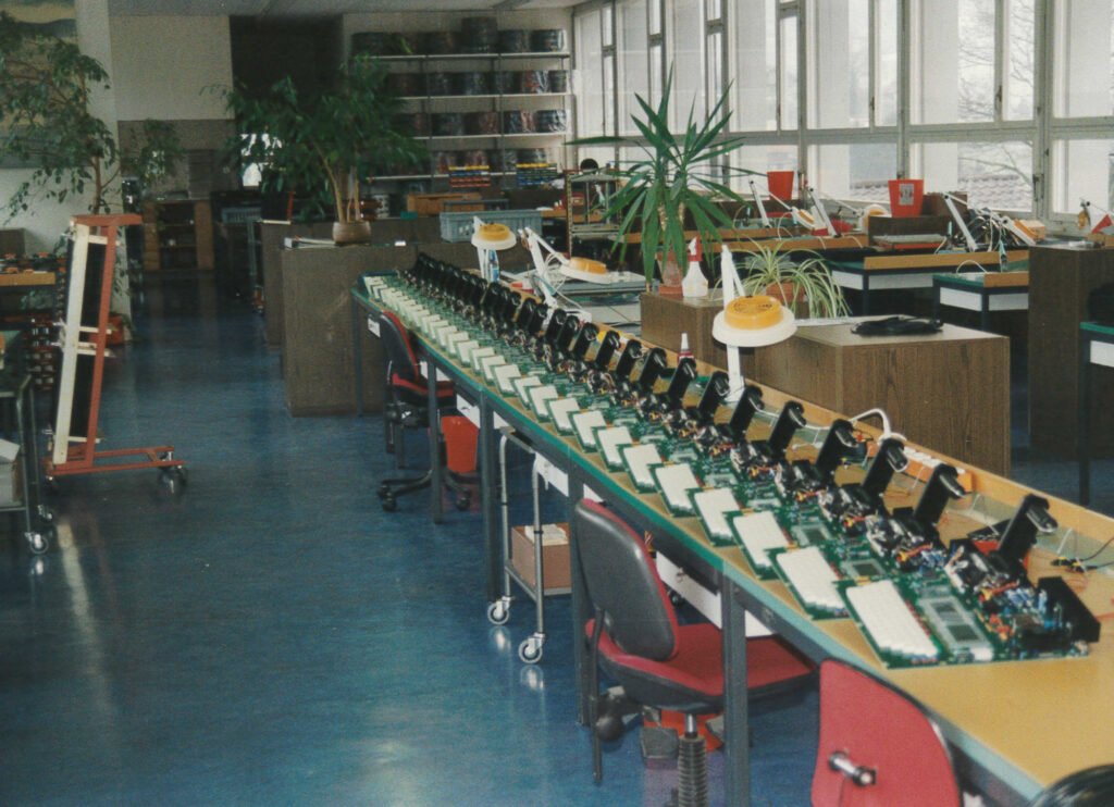 Historischer Einblick in die Räumlichkeiten der Synetronics AG, einem EMS-Dienstleister aus der Schweiz.