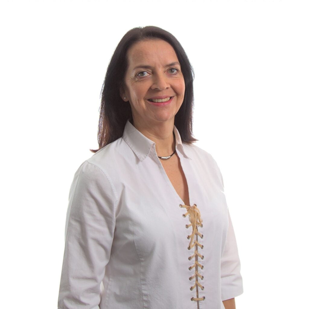 Rita Saner, der EMC Partner als Referenzkunde im Bereich Auftragsfertigung für Leiterplattenbestückung und Leiterplattenentwicklung.